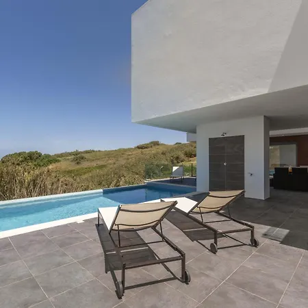 Poolside & Seaview Villa *