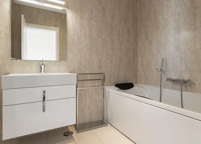 Poolside&seaview Villa *