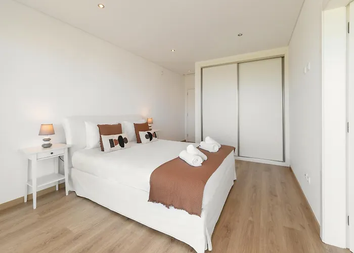 Villa Poolside&seaview *