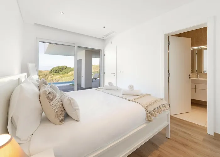 Poolside&seaview Villa